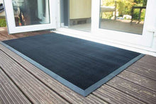 Fingertip Rubber Outdoor Mat - Example Usage 2